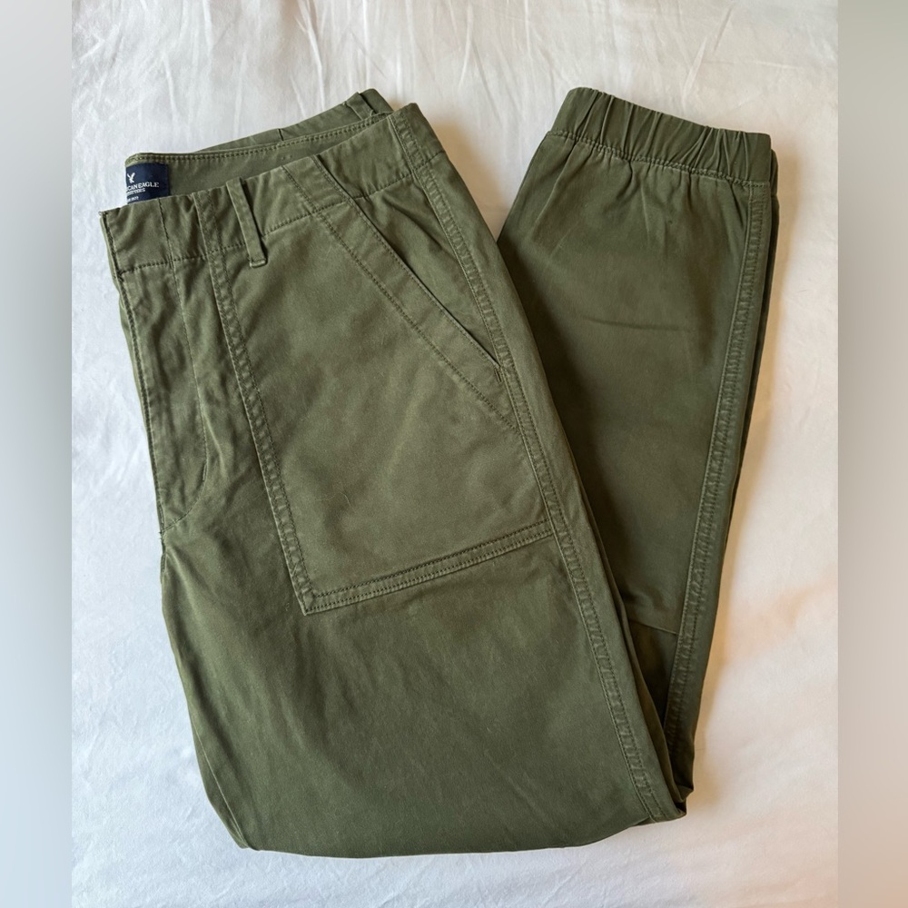 American Eagle Utility Joggers